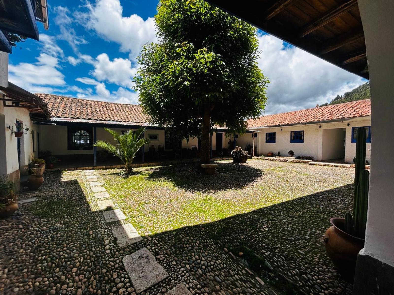 Hotel Casona Checcacupe Exterior foto